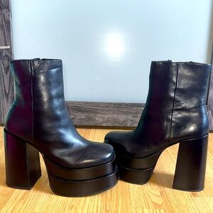 THEE STEVE MADDEN BRATZ BOOTS